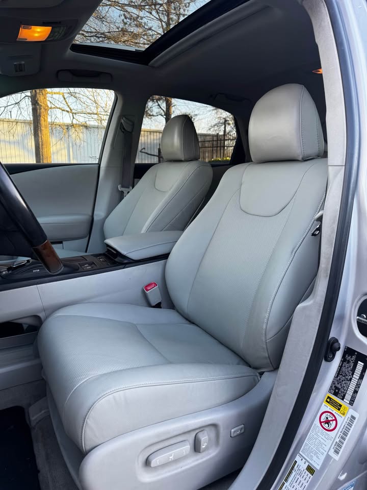 2010 Lexus RX 350 F SPORT photo 11