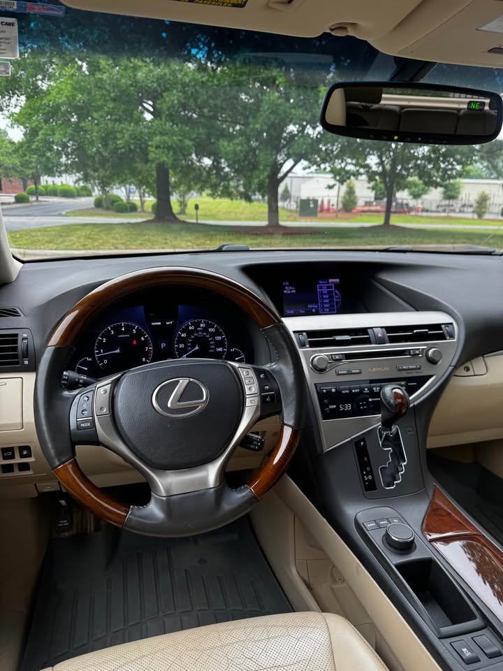 2013 Lexus RX 350 Sport Utility 4D photo 14