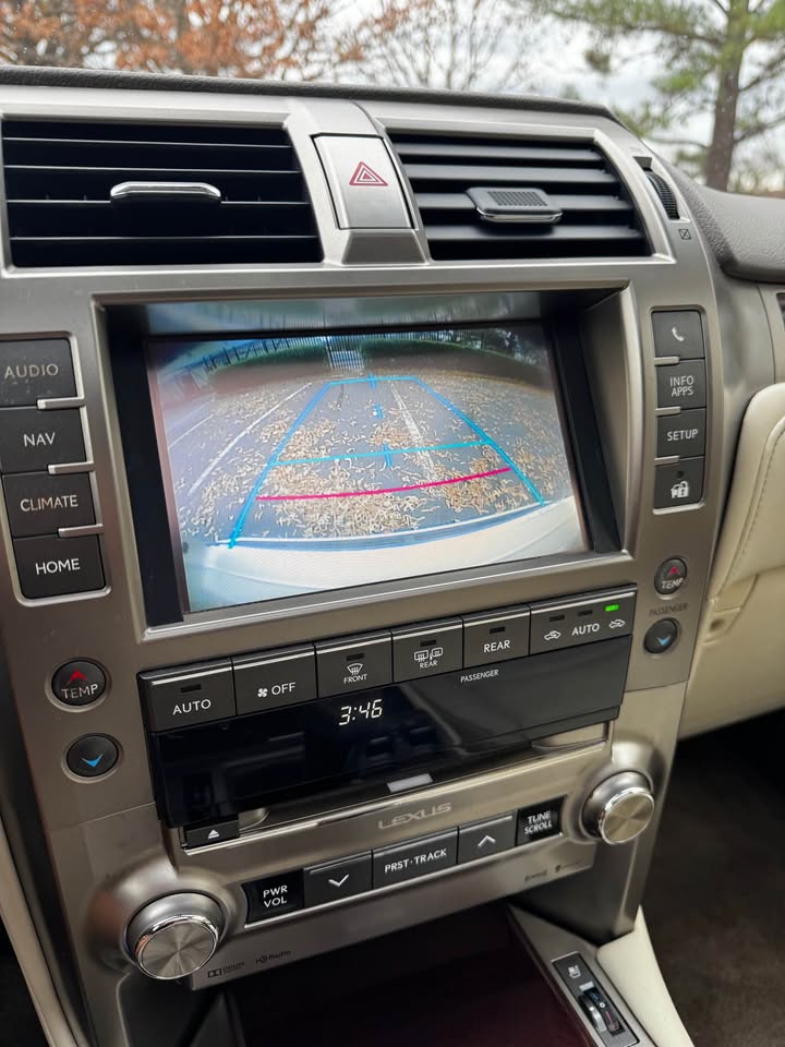 2014 Lexus GX 460 Premium photo 16