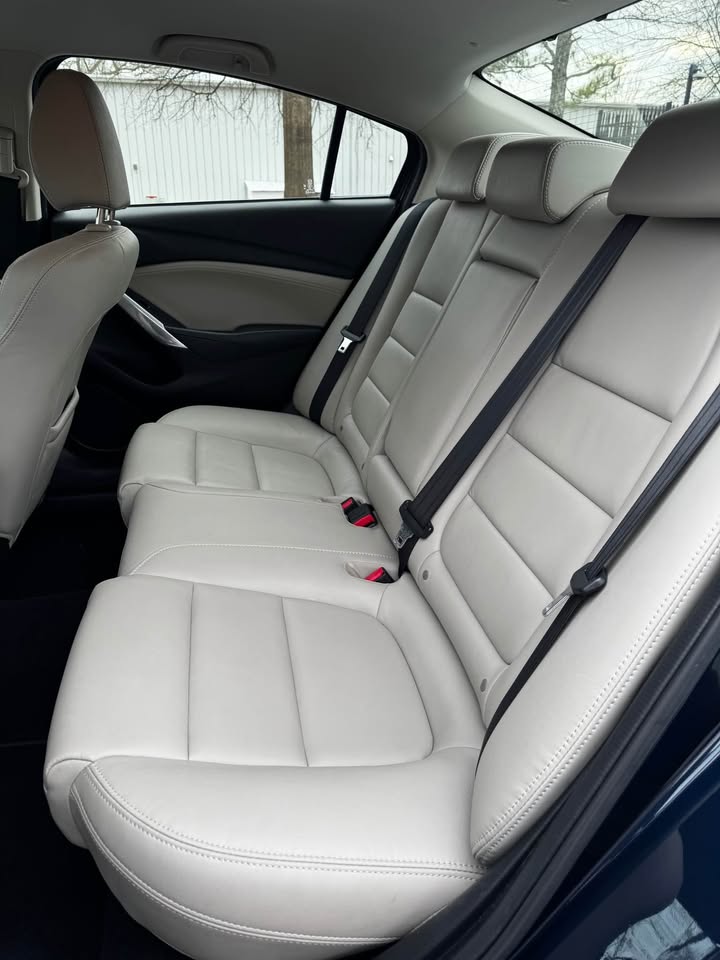 2015 Mazda Mazda6 i Touring photo 13