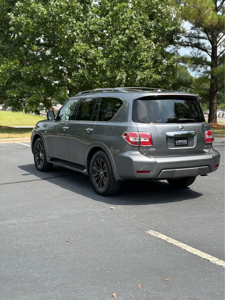 2019 Nissan Armada Platinum photo 5