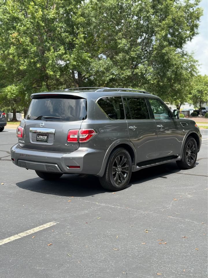 2019 Nissan Armada Platinum photo 7
