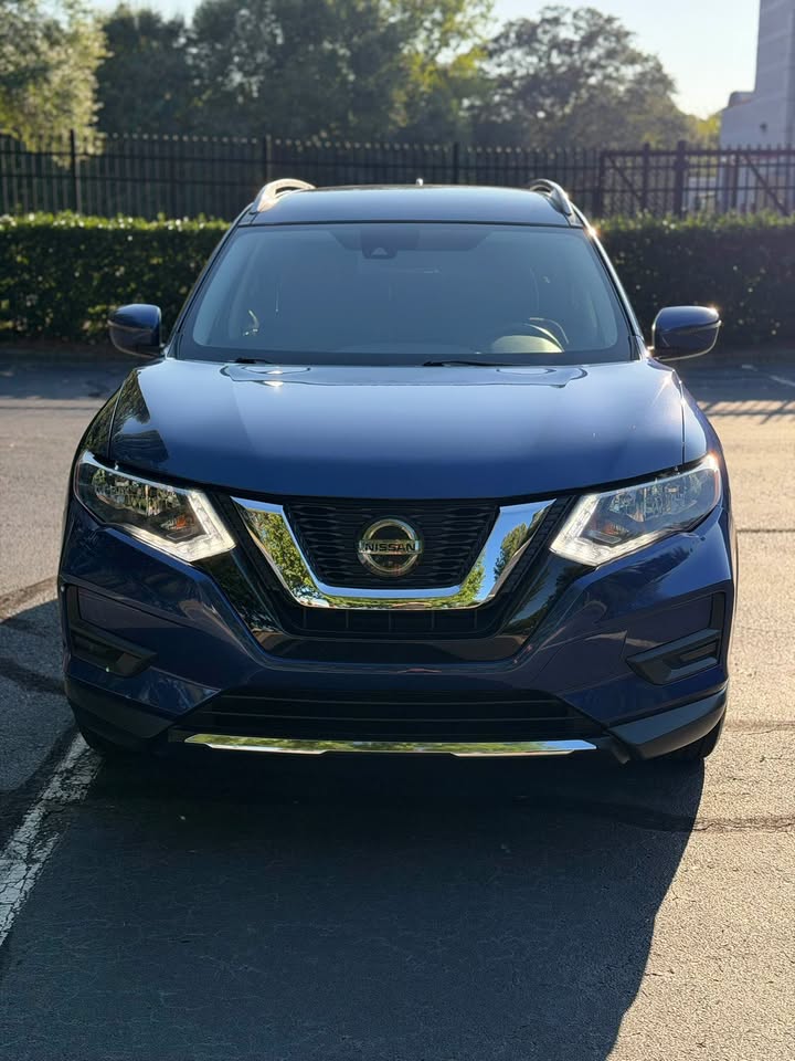 2019 Nissan Rogue S AWD photo 2