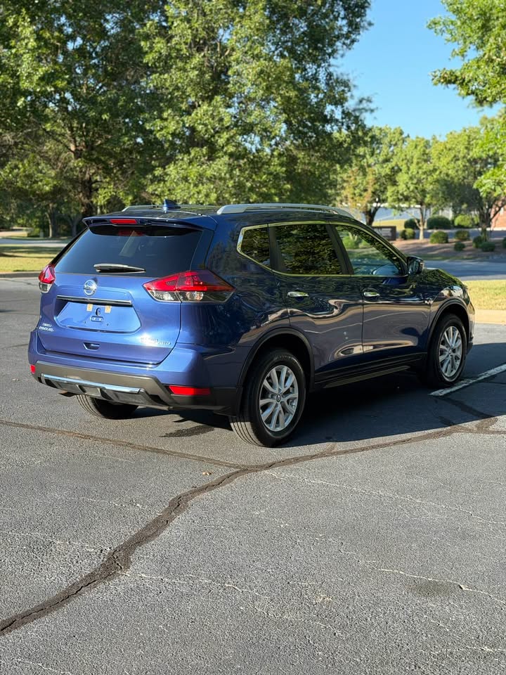 2019 Nissan Rogue S AWD photo 7