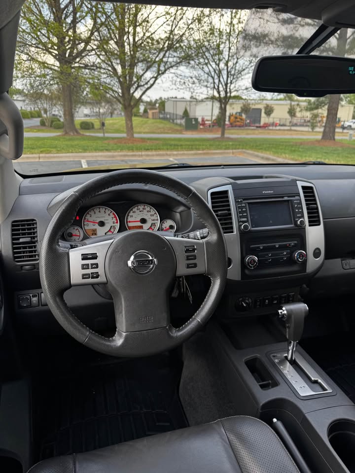 2015 Nissan Xterra PRO-4X photo 13