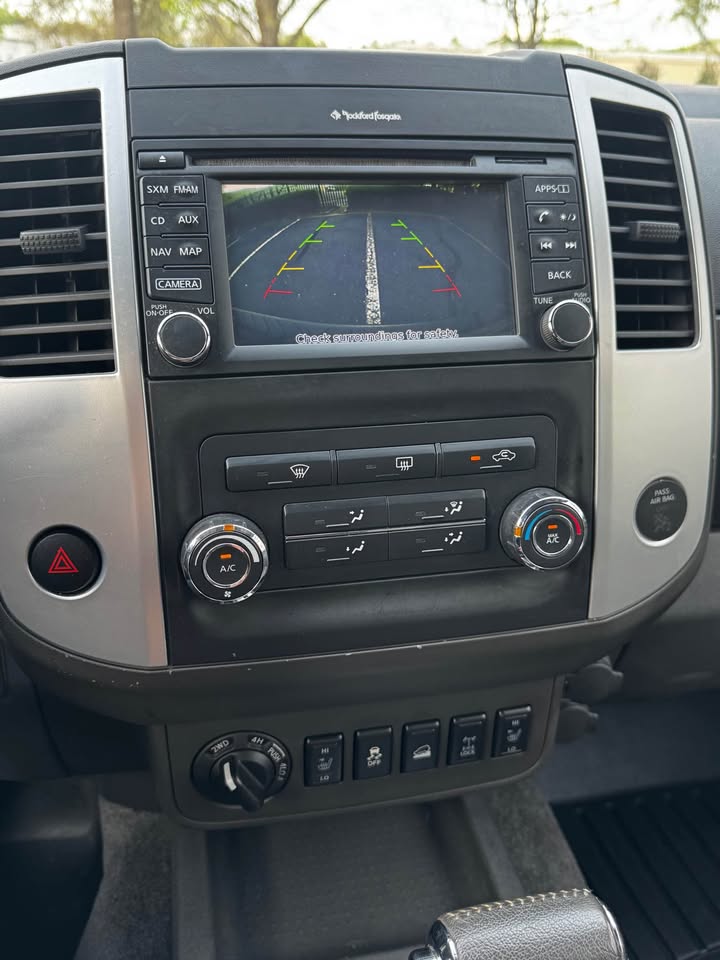 2015 Nissan Xterra PRO-4X photo 15