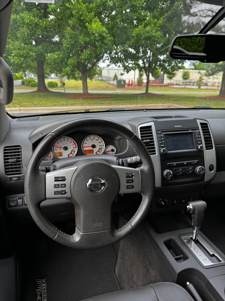 2013 Nissan Xterra PRO-4X photo 13