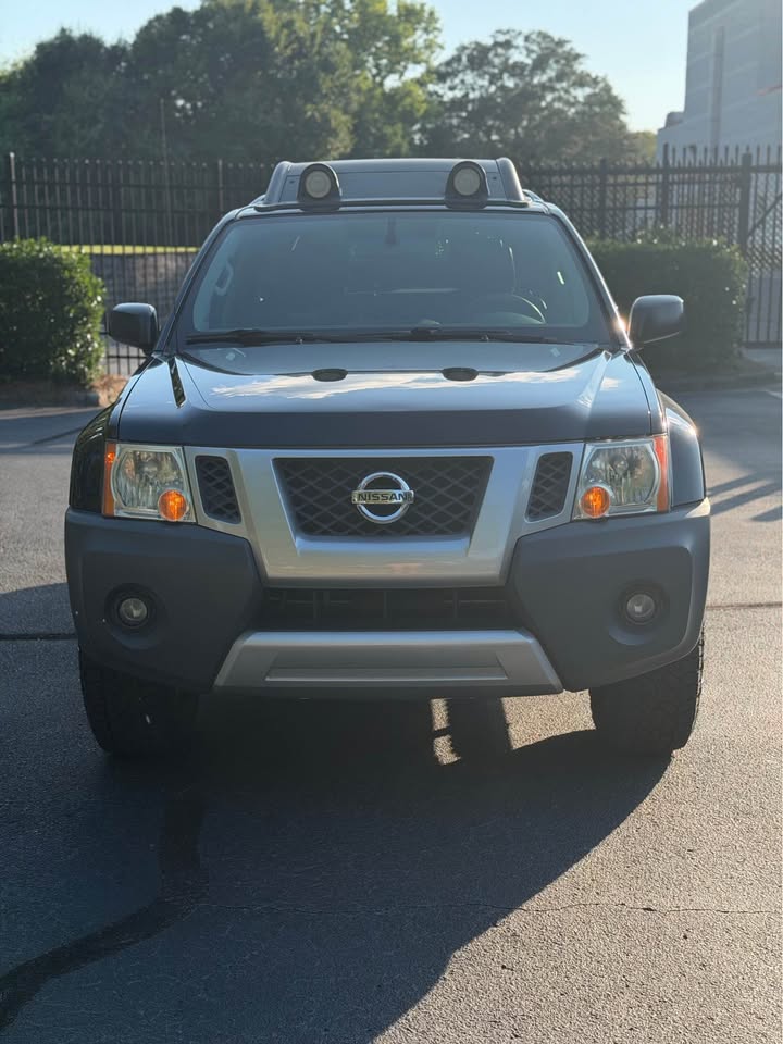 2015 Nissan Xterra PRO-4X photo 2