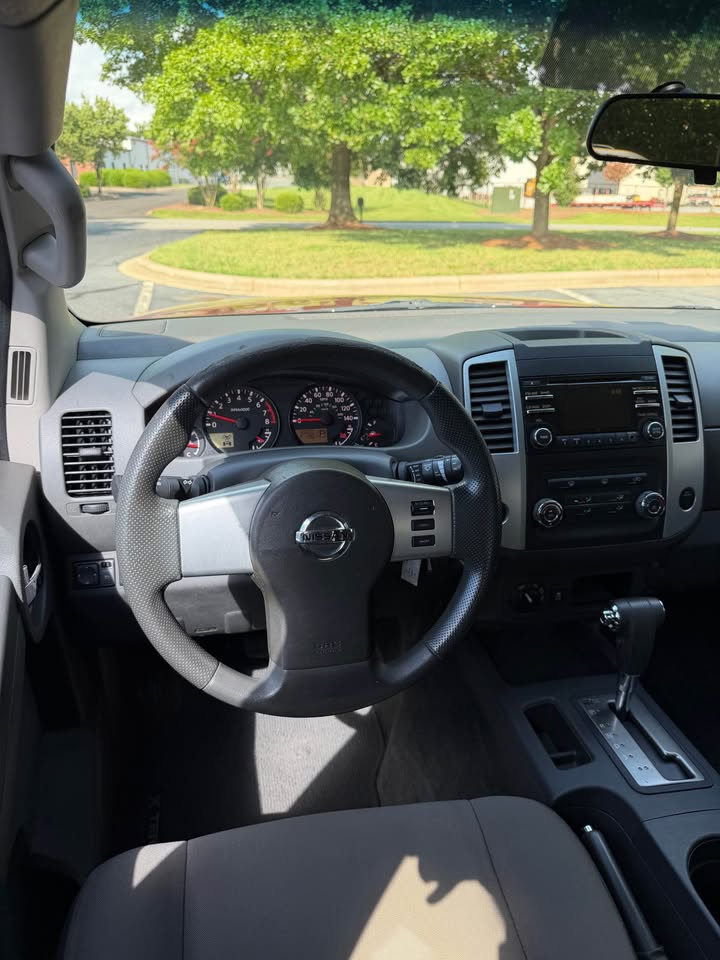 2013 Nissan Xterra S 4x4 photo 14