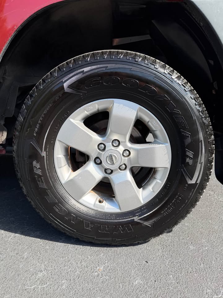 2013 Nissan Xterra S 4x4 photo 17