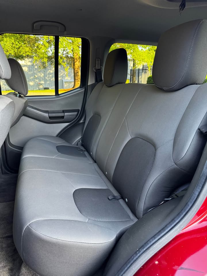 2012 Nissan Xterra X Sport Utility 4D photo 11