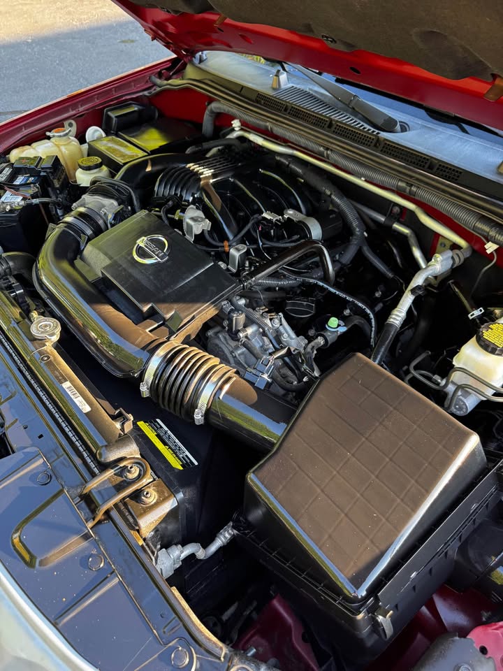 2012 Nissan Xterra X Sport Utility 4D photo 18