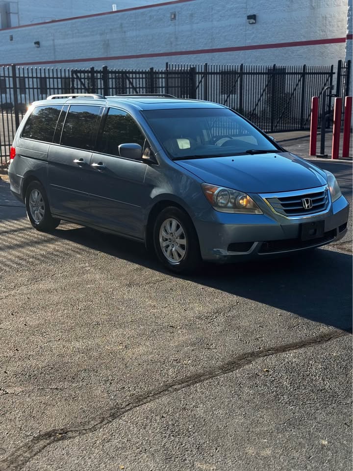 2010 Honda Odyssey photo 10