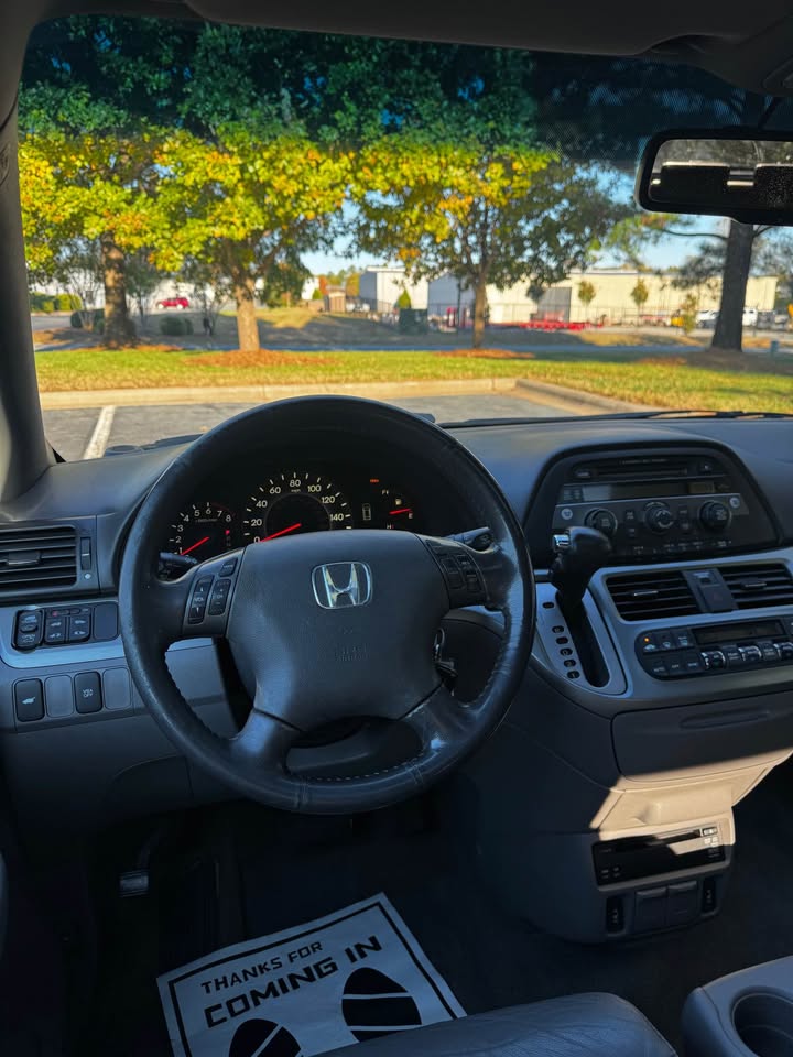 2010 Honda Odyssey photo 15