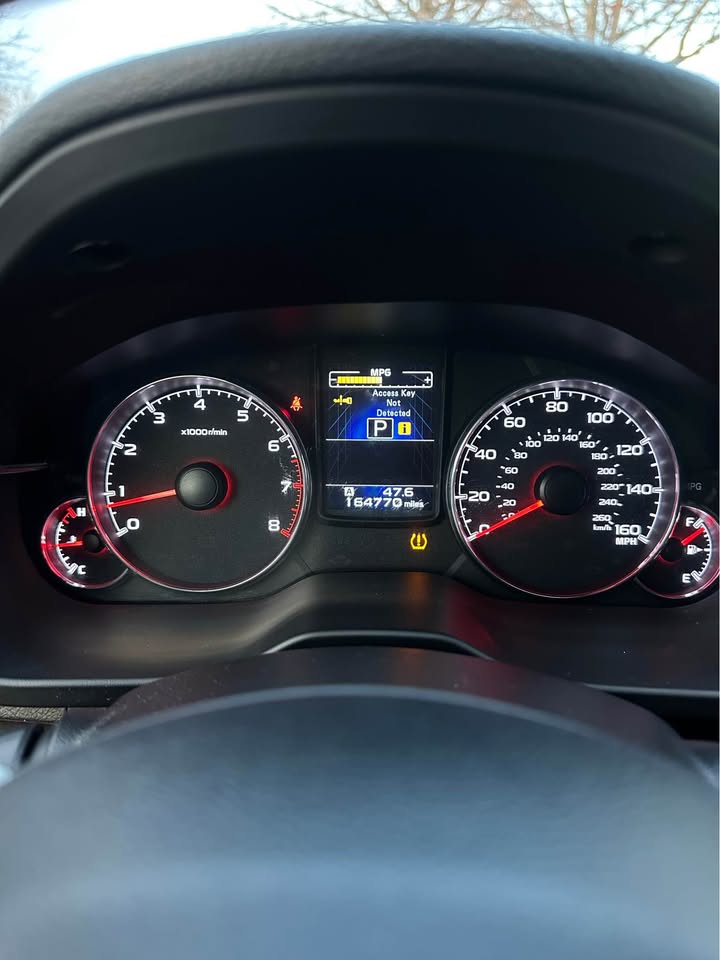 2014 Subaru Outback 3.6R Limited photo 16