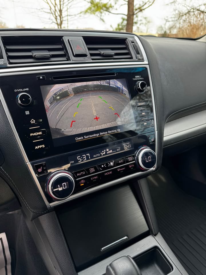 2018 Subaru Outback 2.5i Premium photo 15