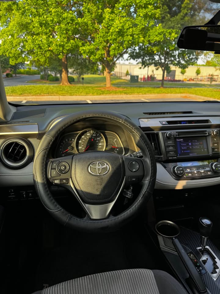2013 Toyota RAV4 XLE - Exterior Detail