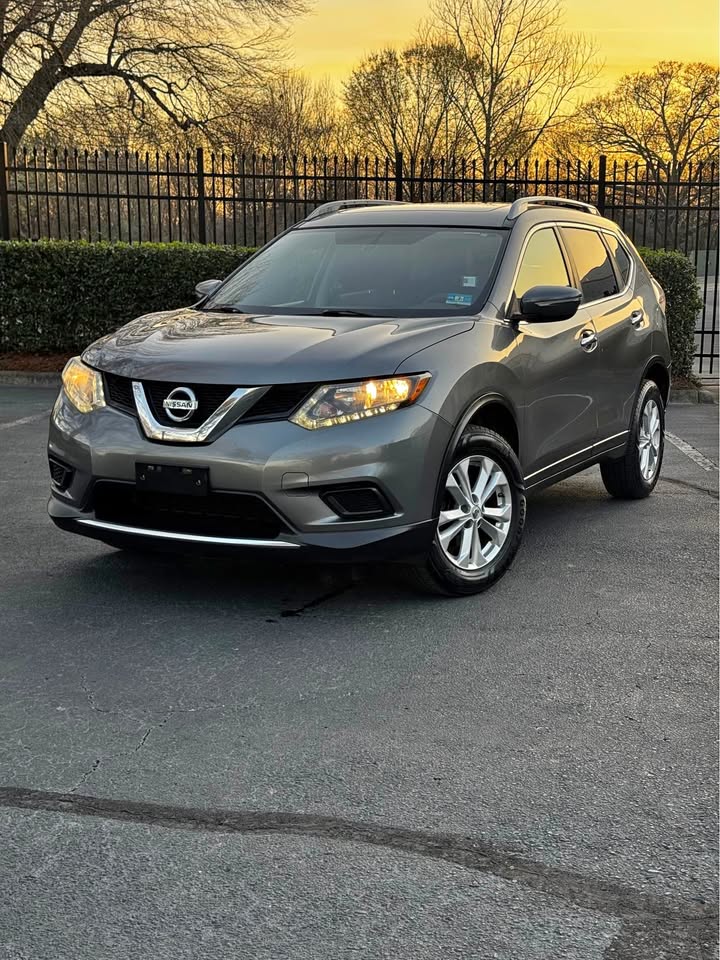 2015 Nissan Rogue SL (2017.5) Sport Utility 4D
