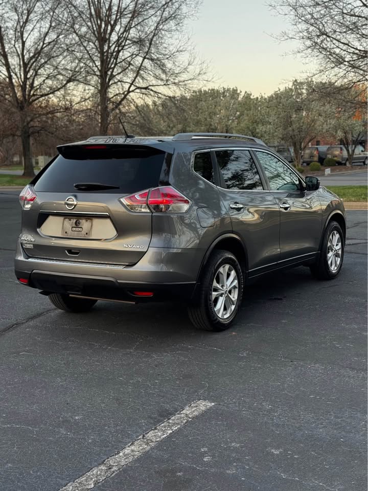 2015 Nissan Rogue SL AWD photo 7