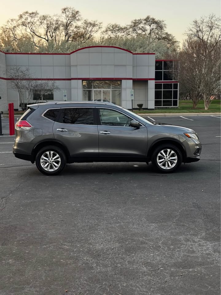 2015 Nissan Rogue SL AWD photo 8