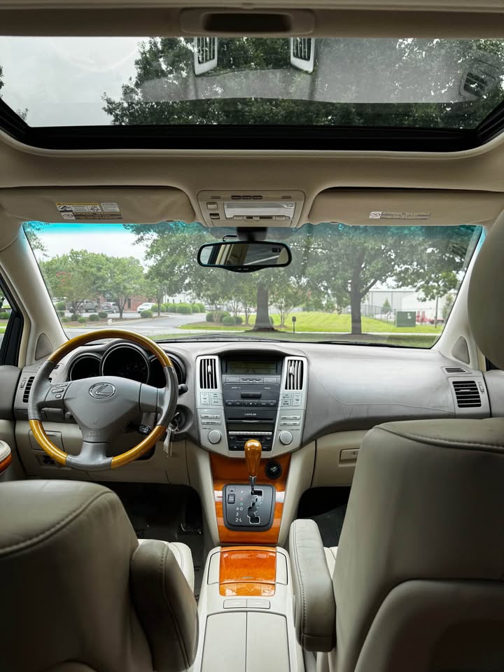 2004 Lexus RX 330