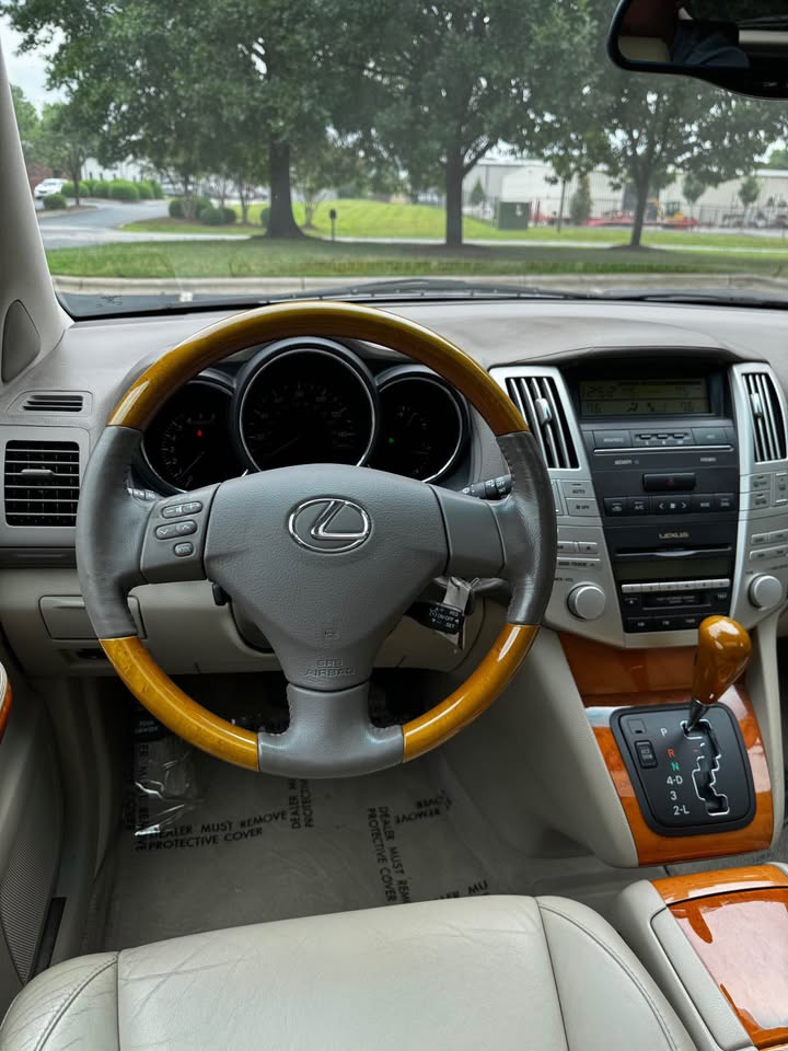 2004 Lexus RX 330