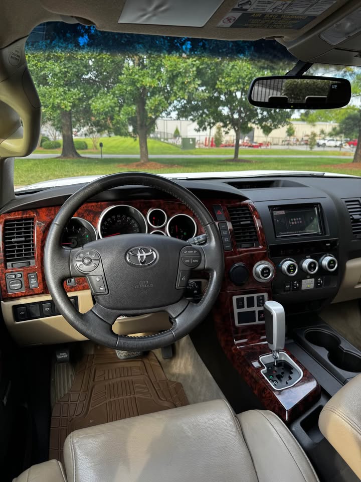 2008 Toyota Sequoia Limited