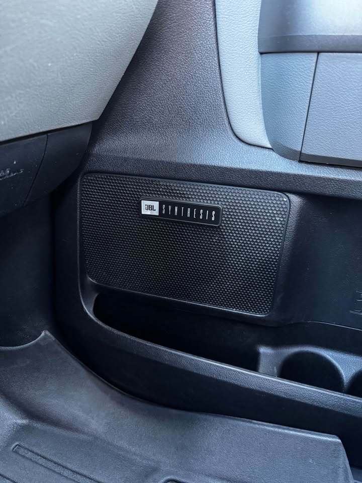 2013 Toyota Sequoia Limited photo 12