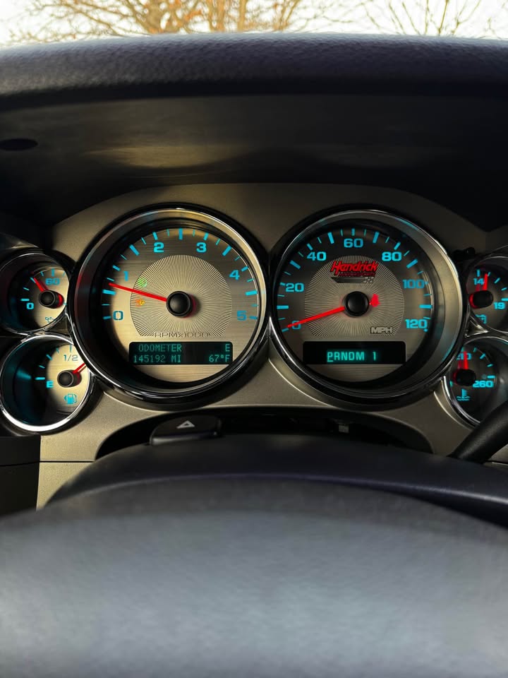 2011 Chevrolet Silverado 2500 HD Crew Cab photo 14