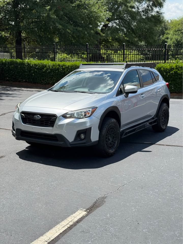 2019 Subaru Crosstrek 2.0i Premium photo 3