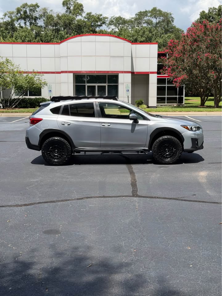 2019 Subaru Crosstrek 2.0i Premium photo 8