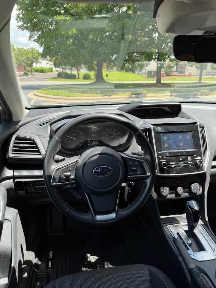 2019 Subaru Crosstrek 2.0i Premium photo 13