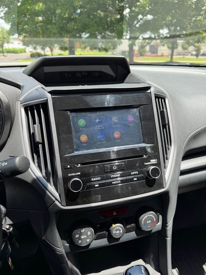 2019 Subaru Crosstrek 2.0i Premium photo 16