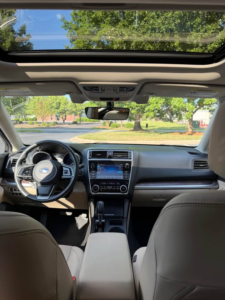 2018 Subaru Outback 2.5i Limited photo 13