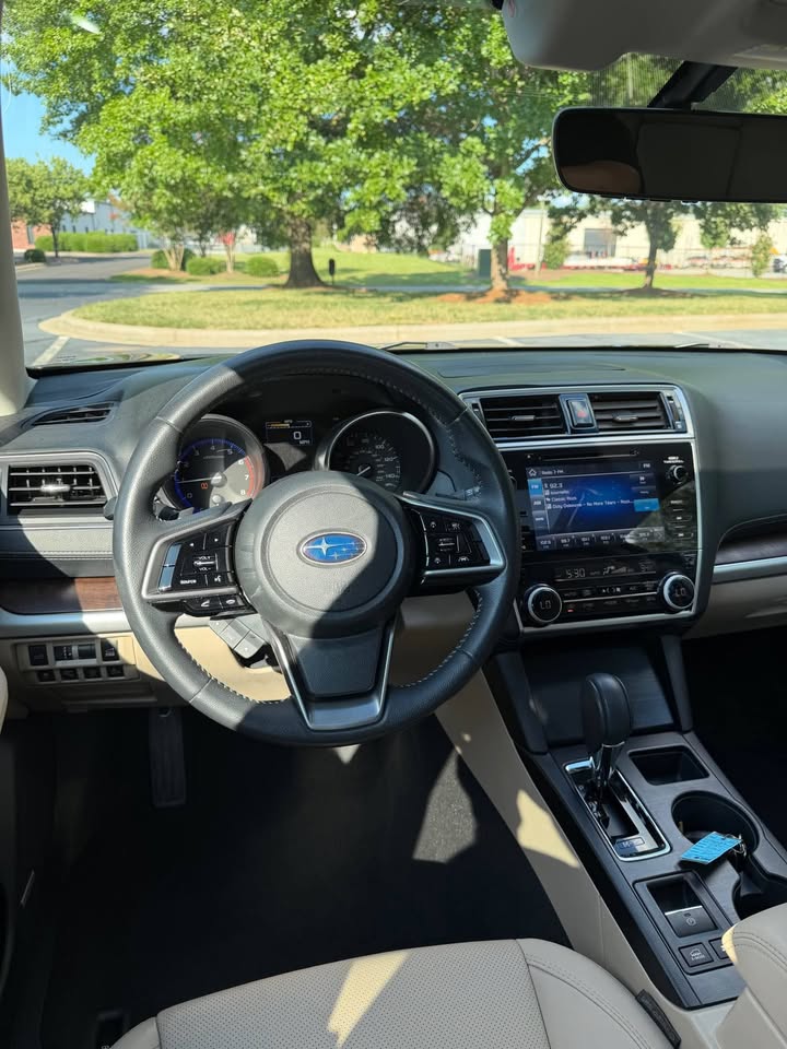 2018 Subaru Outback 2.5i Limited photo 14