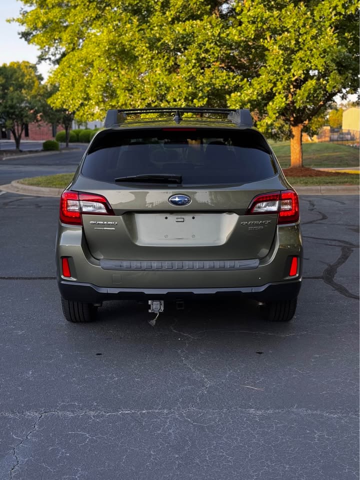2016 Subaru Outback photo 6