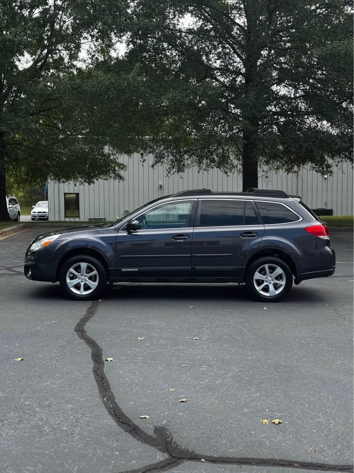 Car Image 6