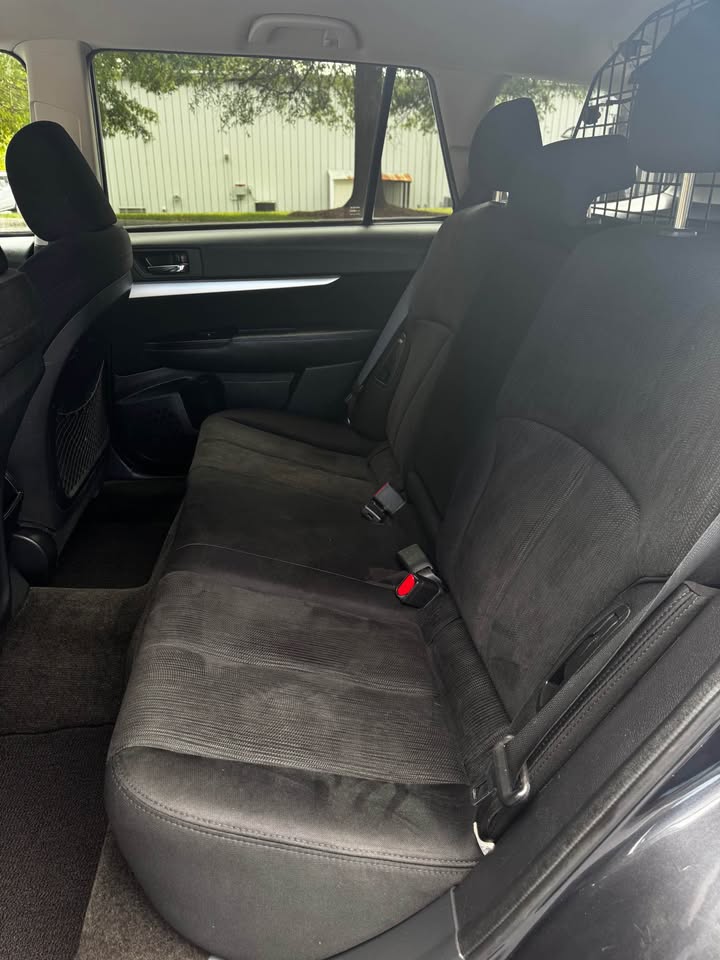 Car Image 13