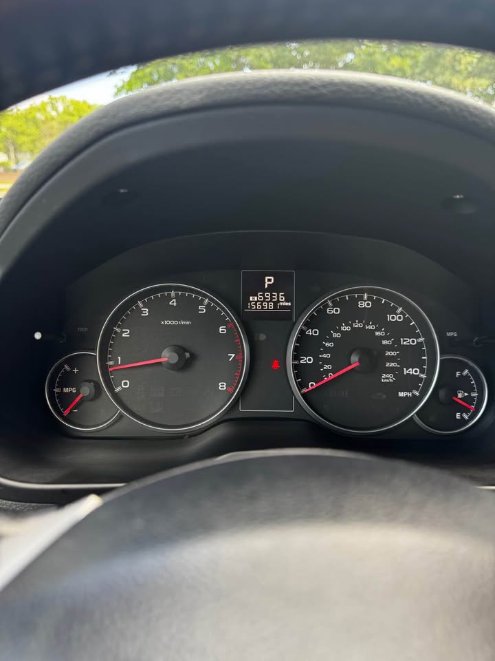 Car Image 16