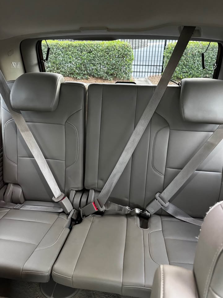 2015 Chevrolet Tahoe LTZ photo 12