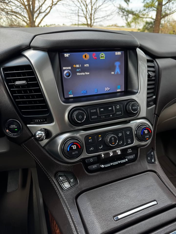 2015 Chevrolet Tahoe LTZ photo 16