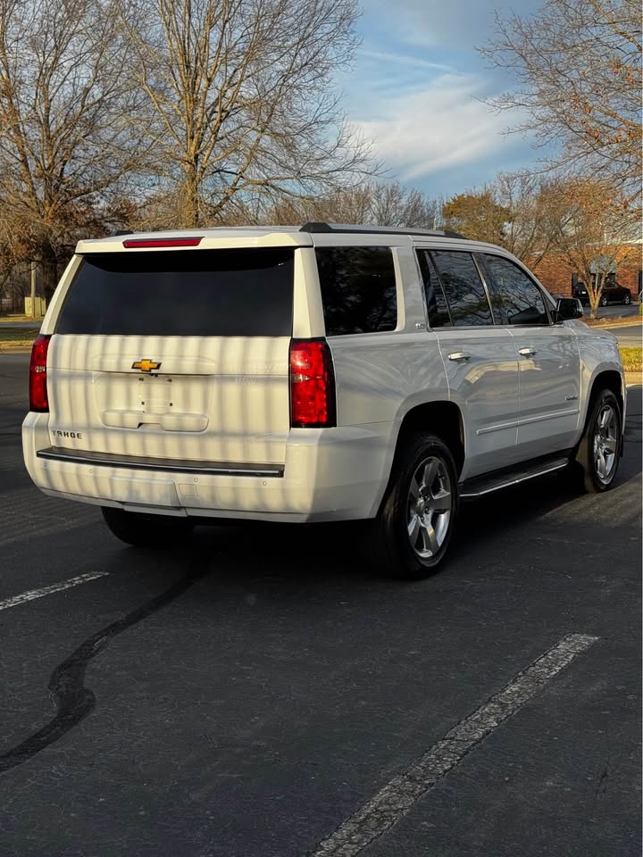 2015 Chevrolet Tahoe LTZ photo 8