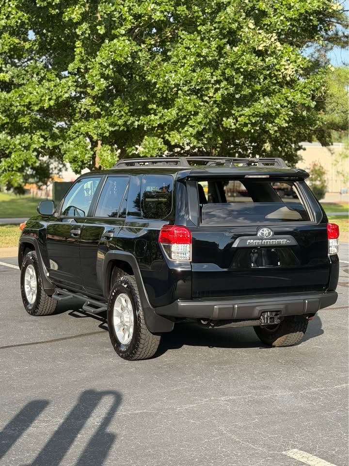 2010 Toyota 4Runner Trail photo 4