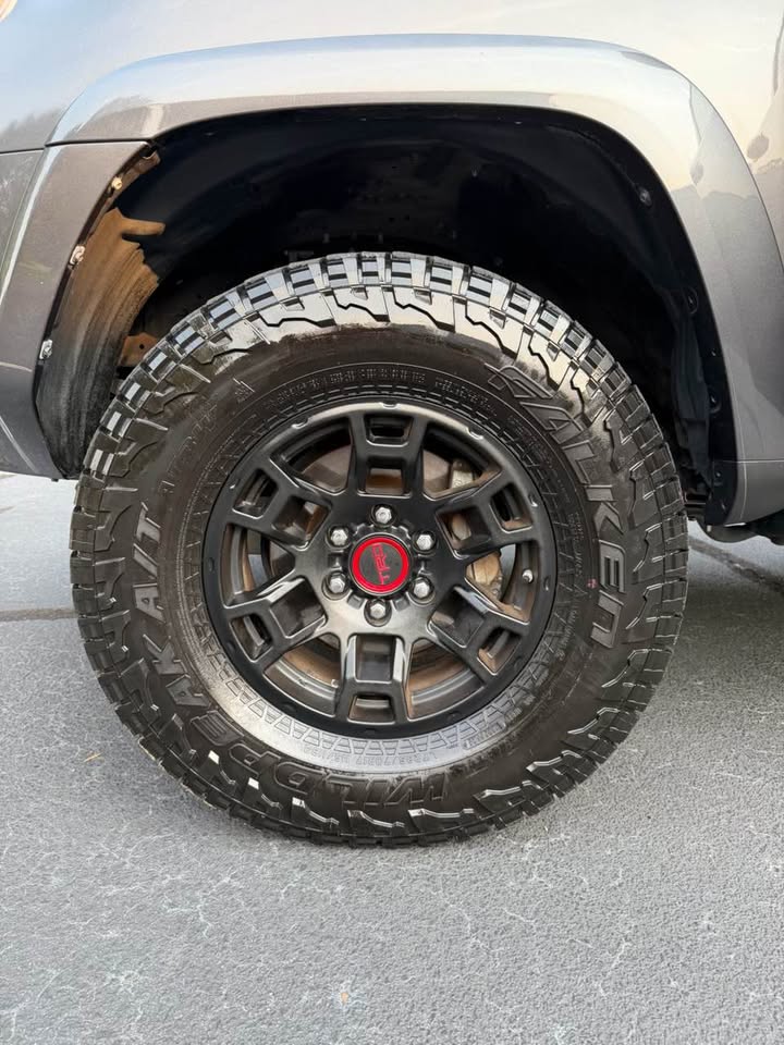 2017 Toyota 4Runner SR5 4x4 photo 14