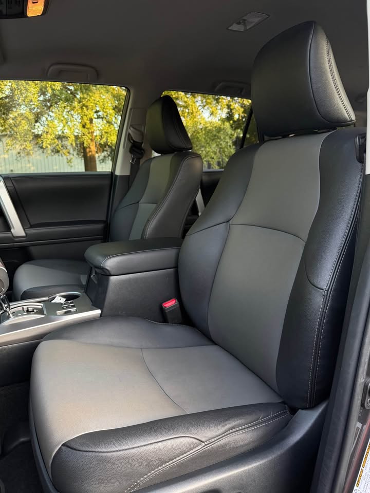 2020 Toyota 4Runner SR5 Premium photo 10