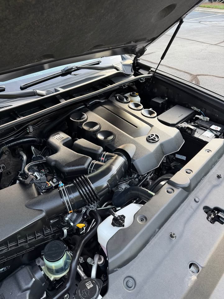 2020 Toyota 4Runner SR5 Premium photo 18