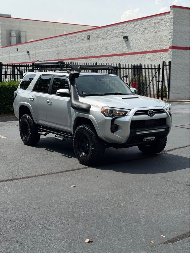 2021 Toyota 4Runner TRD Off-Road Premium photo 9