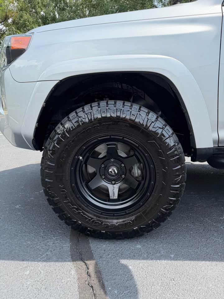 2021 Toyota 4Runner TRD Off-Road Premium photo 17