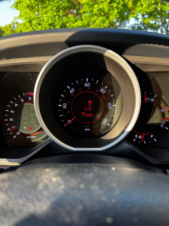 2013 Toyota 4Runner Limited photo 16