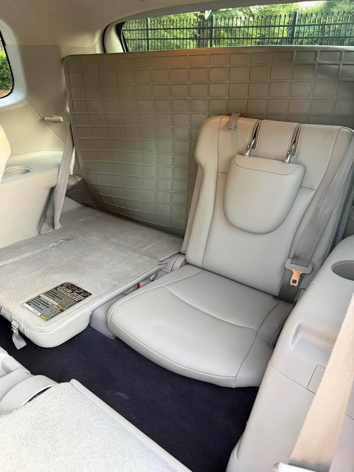 2012 Toyota Highlander SE FWD photo 12